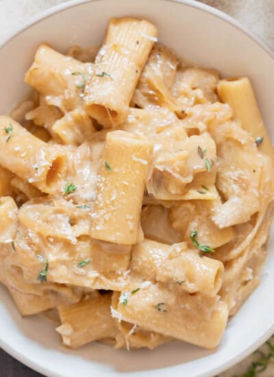 onion pasta in bowl