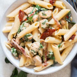 pasta with sun dried tomatoes in bowl
