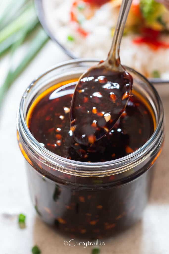 garlic sauce in jar