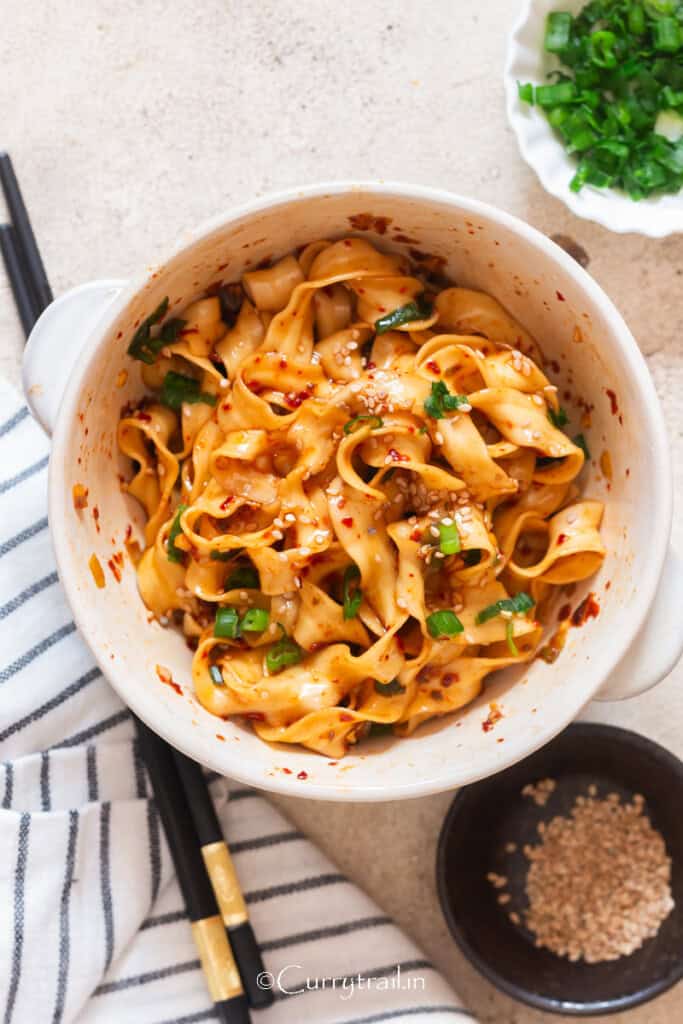 spicy garlic chili oil noodles.