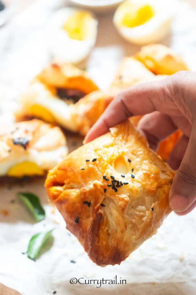 egg puffs served with ketchup and tea.